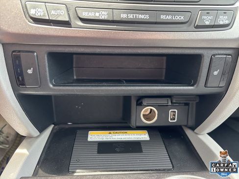 Used 2021 Honda Pilot Special Edition image 5