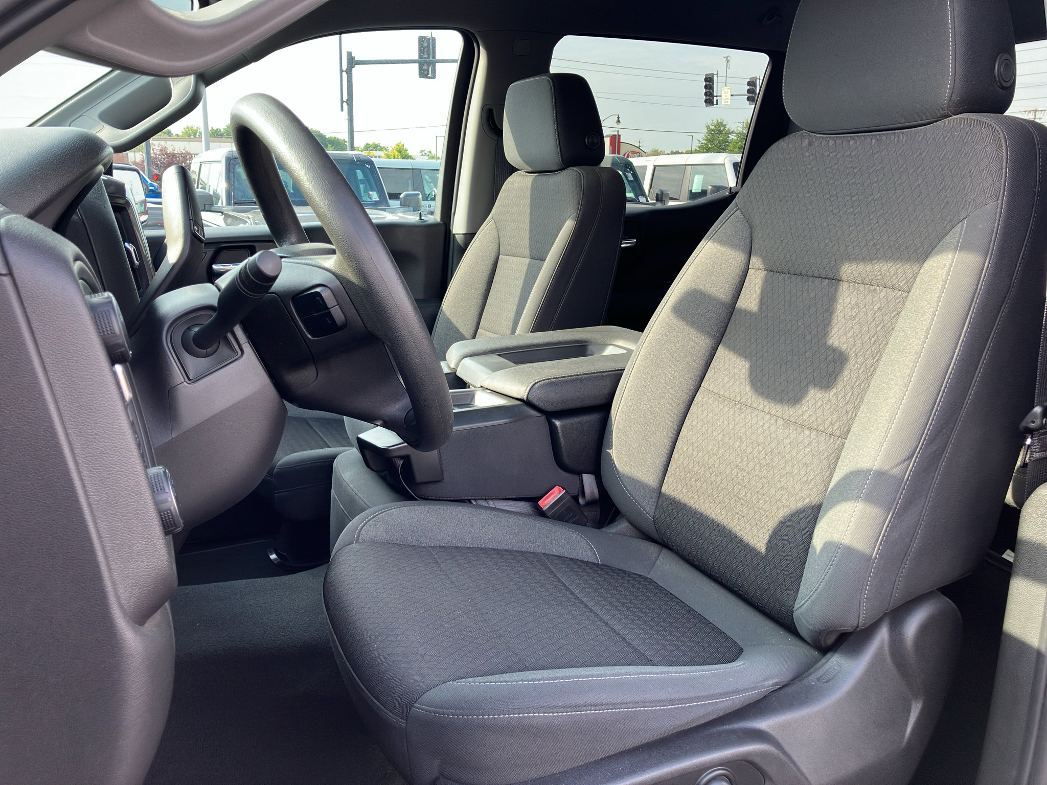 Used 2022 Chevrolet Silverado 1500 Custom w/ LPO, Dark Essentials Package AWD/4WD image 26