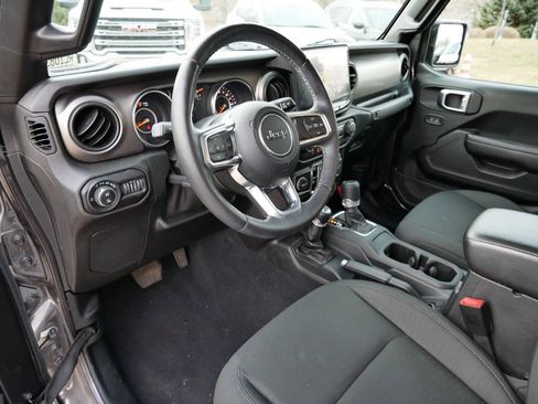 Certified 2020 Jeep Gladiator Sport w/ Quick Order Package 24S image 2