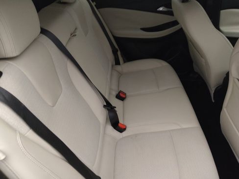 Used 2021 Buick Encore GX Select FWD image 19