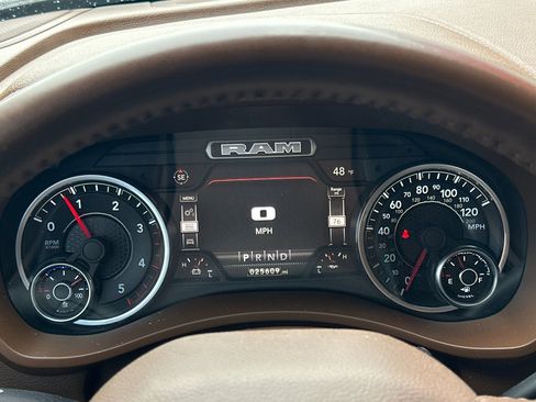 Used 2022 RAM 3500 Laramie AWD/4WD image 22