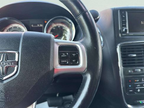 Used 2014 Dodge Grand Caravan R/T w/ Safety Sphere Group FWD image 23