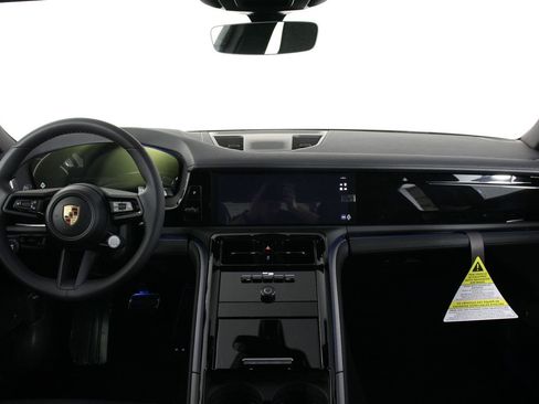 New 2026 Porsche Panamera RWD image 11