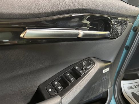 Certified 2024 Kia Seltos SX w/ SX Sunroof Package image 14