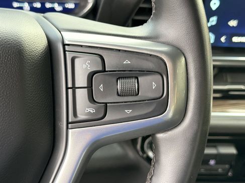 Used 2025 Chevrolet Silverado 2500 LT w/ Convenience Package AWD/4WD image 25