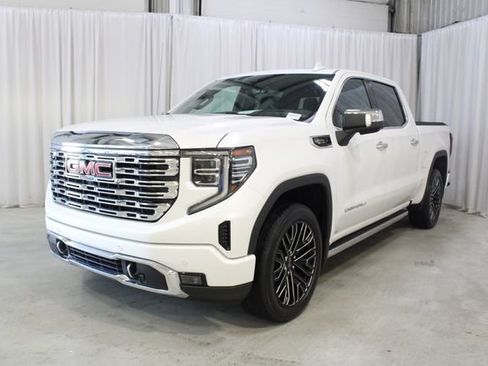 Used 2024 GMC Sierra 1500 Denali AWD/4WD image 36
