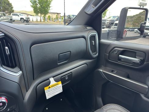 Used 2021 GMC Sierra 3500 AT4 w/ Gooseneck/5TH Wheel Package AWD/4WD image 33