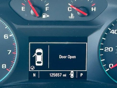 Used 2019 Chevrolet Malibu LT image 23