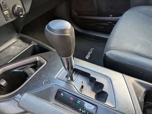 Used 2018 Toyota RAV4 LE w/ Carpet Mat Package image 12