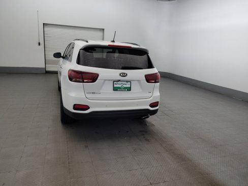 Used 2019 Kia Sorento S AWD/4WD image 6