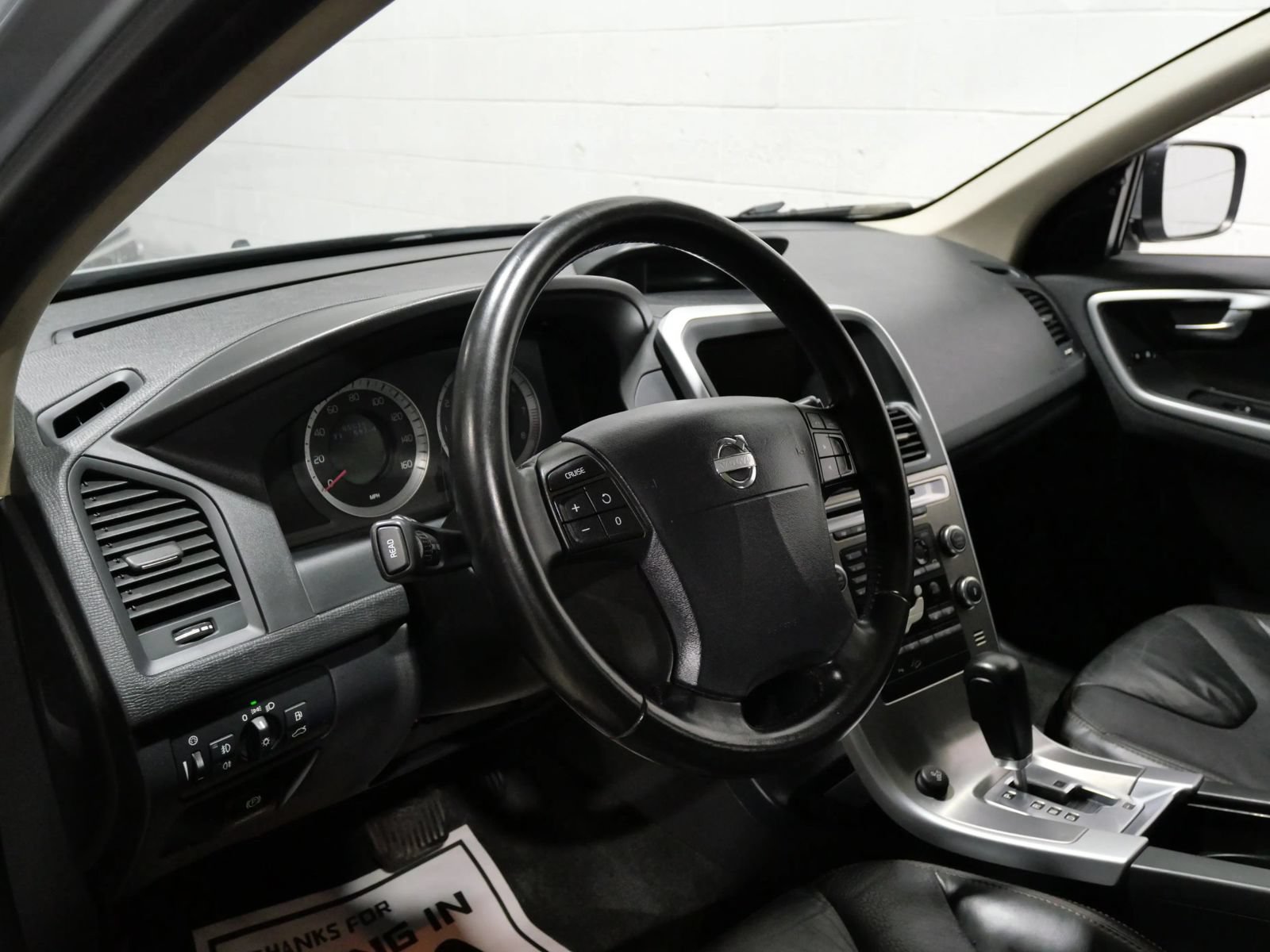 Used 2010 Volvo XC60 T6 AWD/4WD image 8