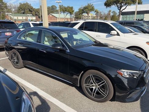 Used 2025 Mercedes-Benz E 350 Sedan image 4