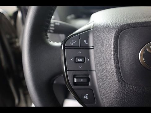 Used 2023 Toyota bZ4X XLE w/ Weather Package image 18