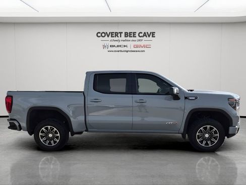 Used 2024 GMC Sierra 1500 AT4 w/ Technology Package image 11