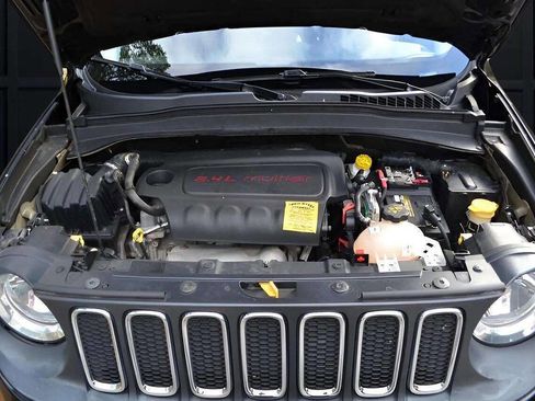 Used 2017 Jeep Renegade Sport w/ Power & Air Group image 26