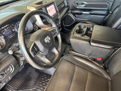 Used 2022 RAM 1500 Laramie w/ Off Road Group AWD/4WD image 11