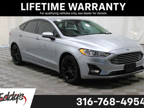 Used 2020 Ford Fusion SE w/ Equipment Group 151A image 1