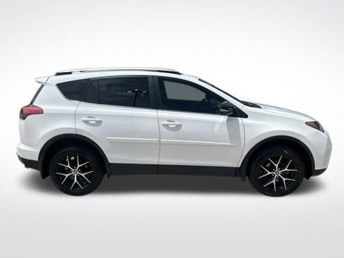 Used 2018 Toyota RAV4 SE w/ Power Extra Value Package AWD/4WD image 2
