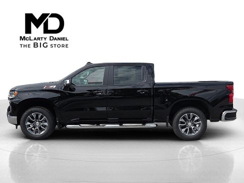 New 2026 Chevrolet Silverado 1500 LT image 3