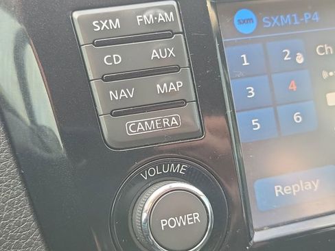 Used 2015 Nissan Rogue SL AWD/4WD image 21