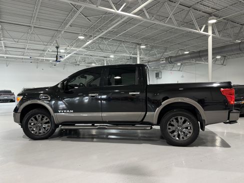 Used 2017 Nissan Titan Platinum Reserve image 16