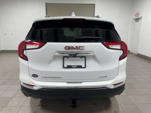 Used 2022 GMC Terrain SLT AWD/4WD image 5