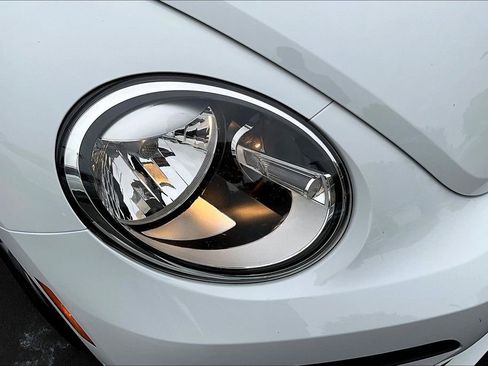 Used 2017 Volkswagen Beetle 1.8T Classic image 31