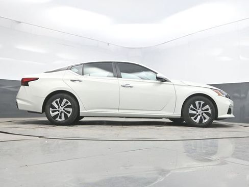 Used 2021 Nissan Altima 2.5 S FWD image 40