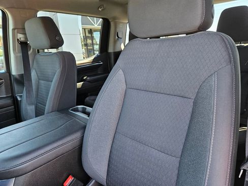 Used 2023 GMC Sierra 1500 Elevation image 15