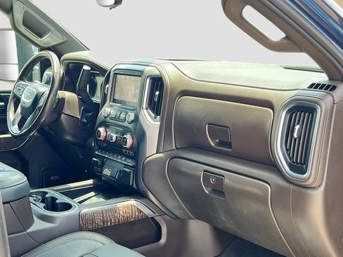 Used 2021 GMC Sierra 3500 Denali w/ Denali Ultimate Package AWD/4WD image 31