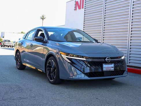 New 2026 Nissan Sentra SR image 2