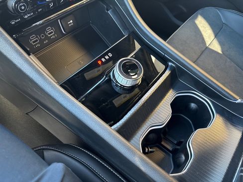 New 2025 Jeep Grand Cherokee Altitude image 18