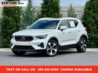 Used 2025 Volvo XC40 B5 Plus