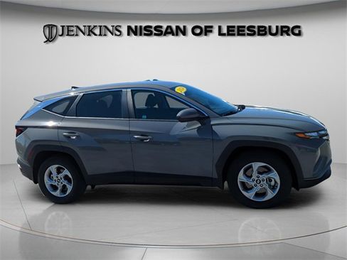 Used 2024 Hyundai Tucson SE image 5