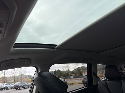 Certified 2023 Subaru Ascent Limited w/ Technology Package image 38