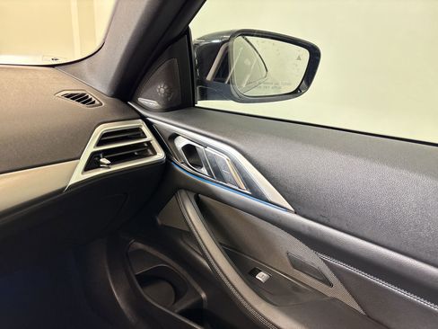 Used 2026 BMW 430i Coupe w/ M Sport Package image 28