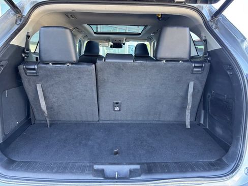 Used 2021 Toyota Highlander Platinum AWD/4WD image 24