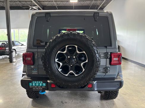 Used 2022 Jeep Wrangler Unlimited Rubicon 4xe w/ Cold Weather Group AWD/4WD image 6