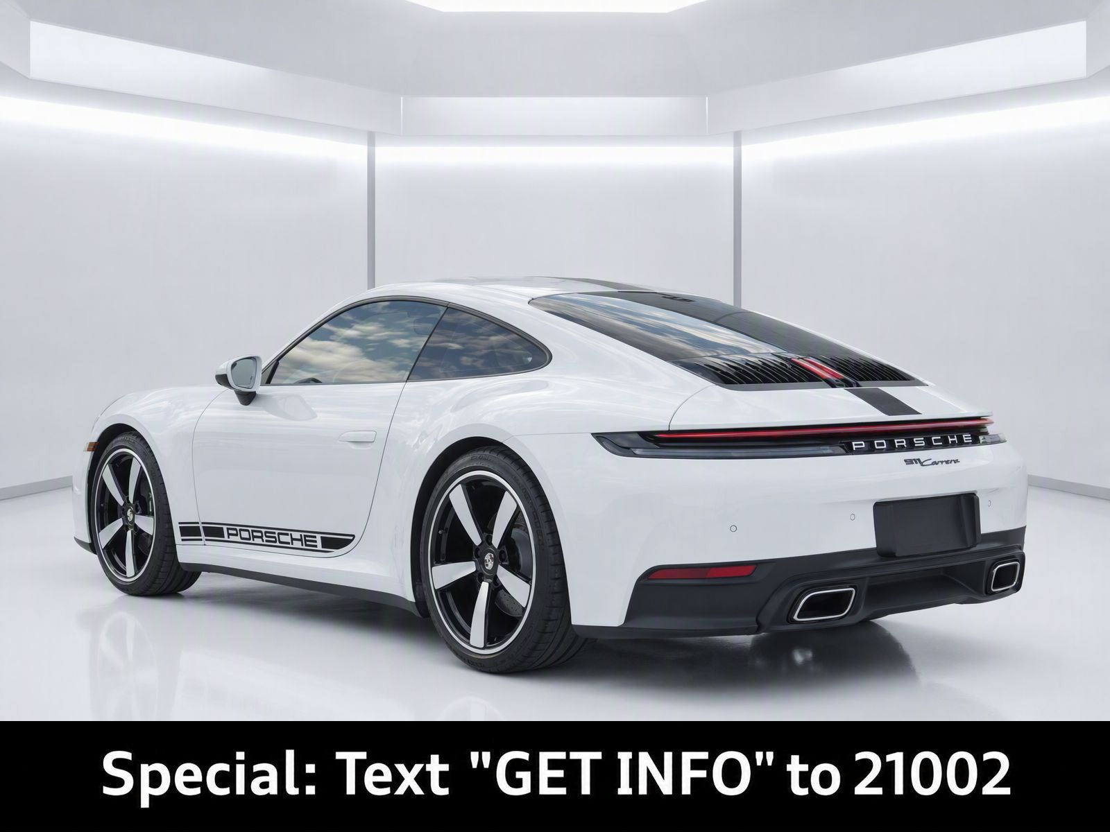 Used 2026 Porsche 911 Carrera RWD image 3