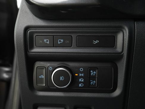 Used 2022 Ford F150 XLT w/ Equipment Group 302A High image 24