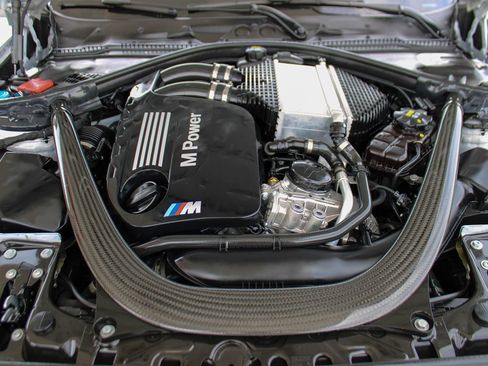 Used 2021 BMW M2 Competition w/ Executive Package image 11