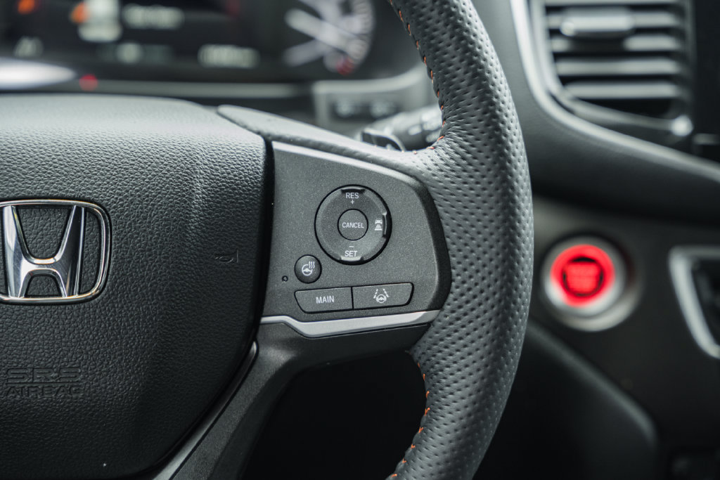 Certified 2025 Honda Passport TrailSport image 32