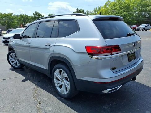 Used 2023 Volkswagen Atlas SE w/ Panoramic Sunroof Package AWD/4WD image 17
