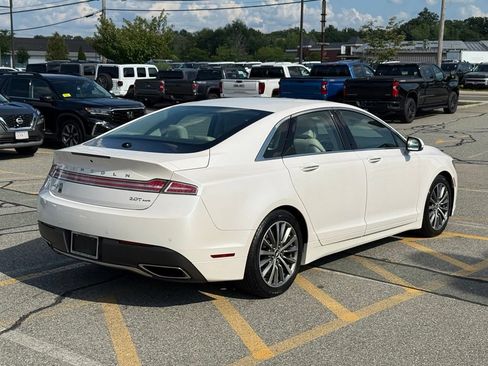 Used 2017 Lincoln MKZ Select w/ Select Plus Package AWD/4WD image 6