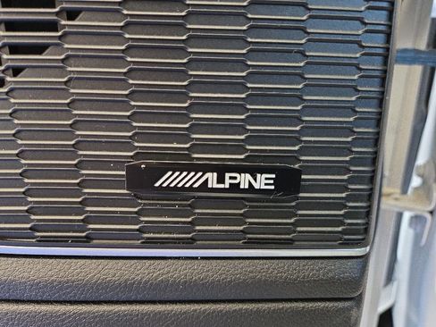 Used 2022 Jeep Grand Cherokee Limited 4xe w/ Luxury Tech Group II AWD/4WD image 15
