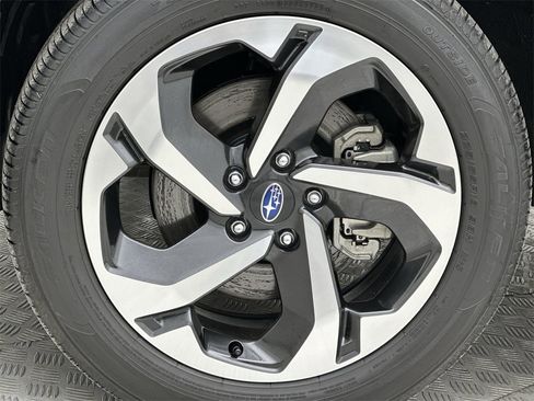 Used 2024 Subaru Forester Touring image 10