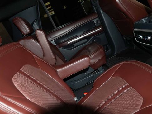Used 2023 Ford Expedition Max Limited AWD/4WD image 17