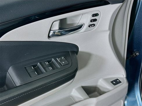 Used 2018 Honda Pilot Touring image 24