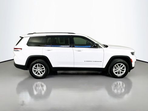 Used 2022 Jeep Grand Cherokee L Laredo w/ Luxury Tech Group I image 8