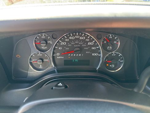 New 2025 Chevrolet Express 2500 w/ Driver Convenience Package image 13